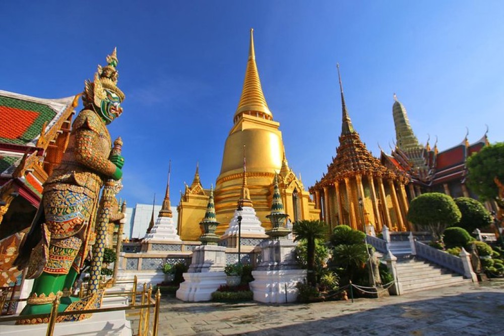 Guide Service In Bangkok | ®ExcursionMania