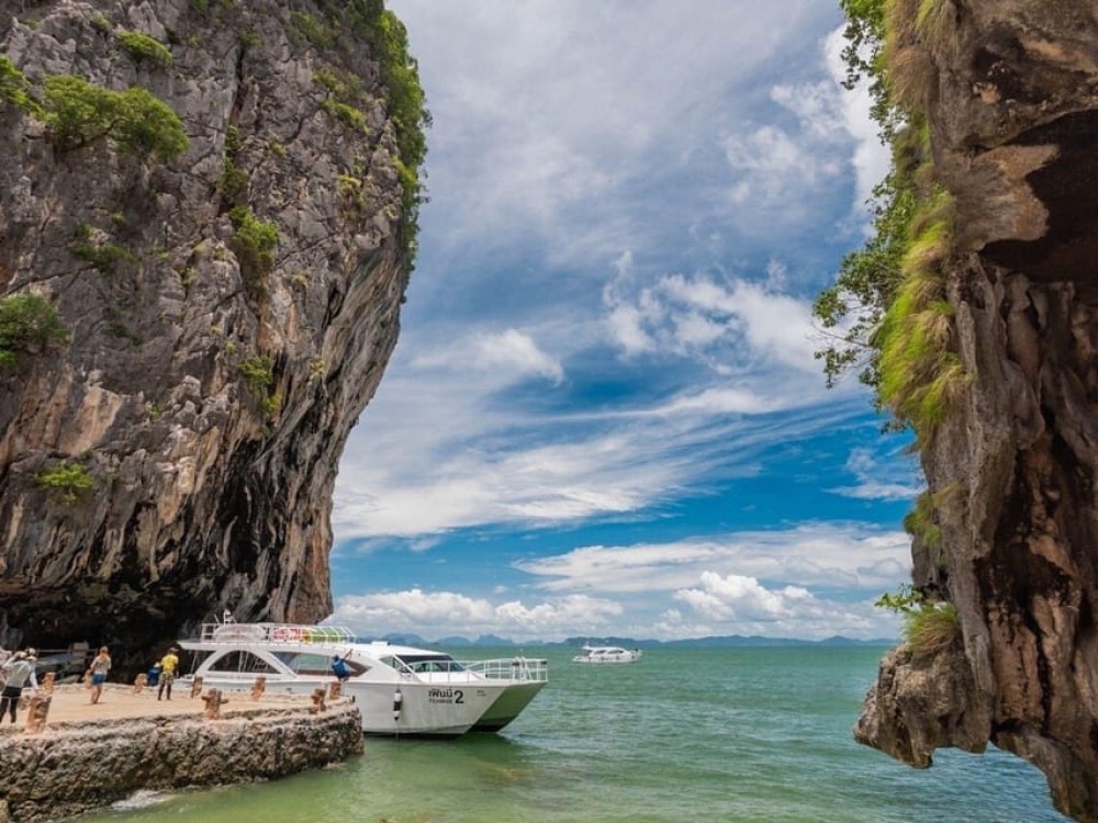 Phuket: 7 Wonders of Phang Nga Bay 6-Islands Tour | ®ExcursionMania