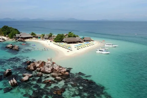 Phuket: 3 Khai Islands Snorkeling Tour | ®ExcursionMania