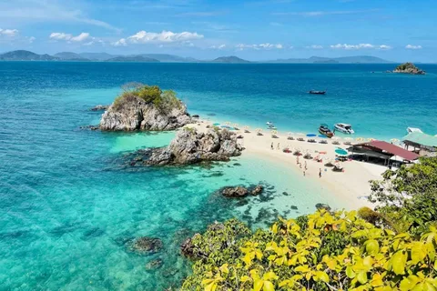 Phuket: 3 Khai Islands Snorkeling Tour | ®ExcursionMania