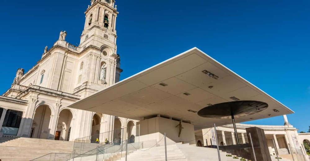 From Lisbon: Obidos, Nazaré and Fátima | ®ExcursionMania