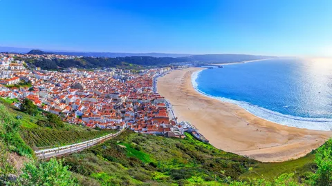 Lisbon Coast Tour: Paradise Beaches & Famous Beach Bars | ®ExcursionMania