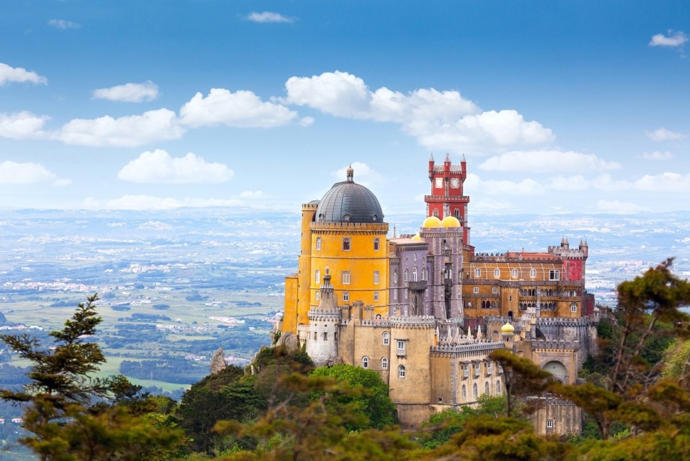 Lisbon: Sintra, Quinta Regaleira, Pena Gardens, Cascais Trip | ®ExcursionMania
