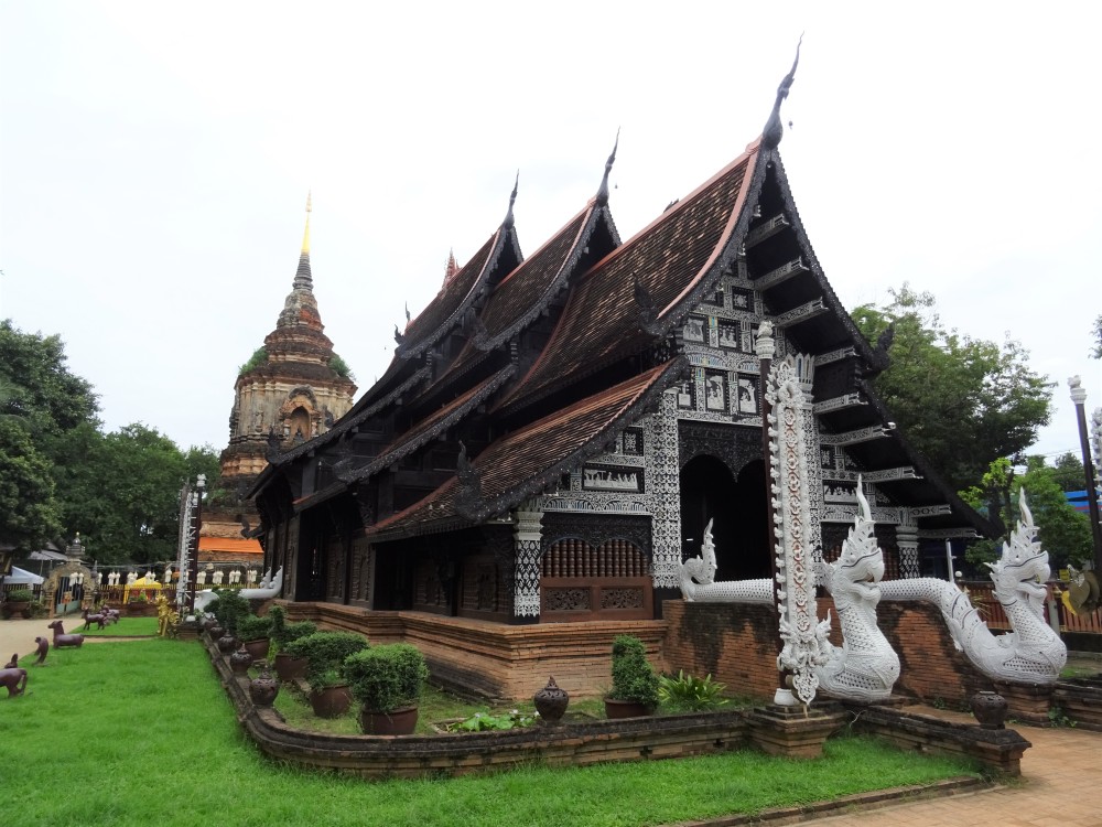Chiang Mai: Private 1 Day Temple Tour | ®ExcursionMania