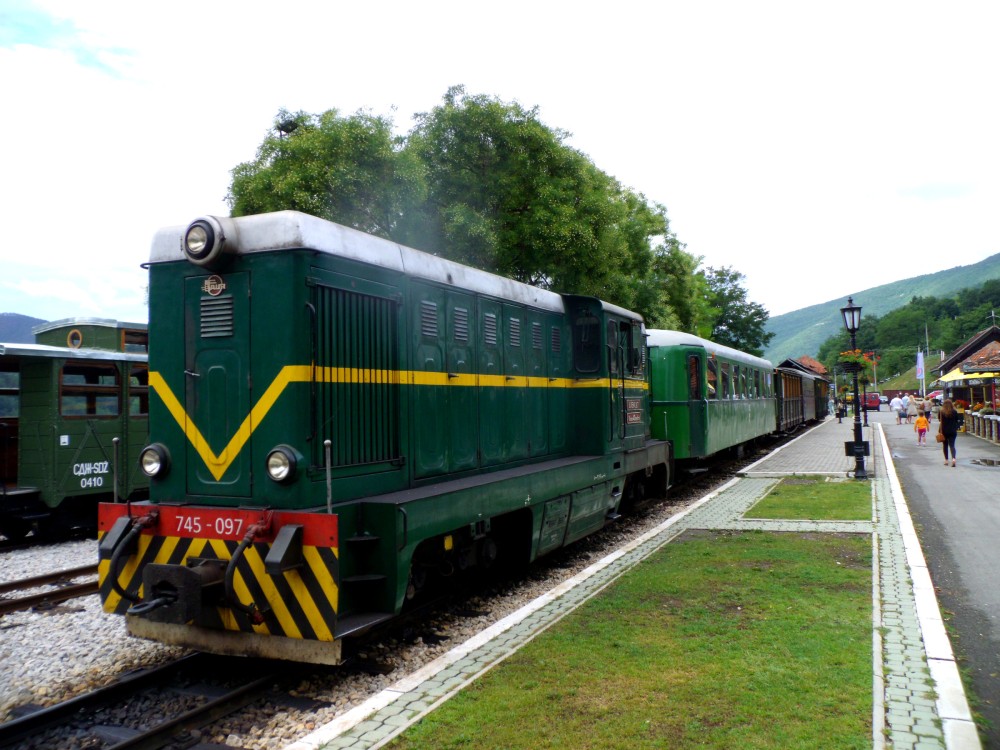 From Belgrade: Mokra Gora Sargan 8 train,Mecavnik & Zlatibor | ®ExcursionMania