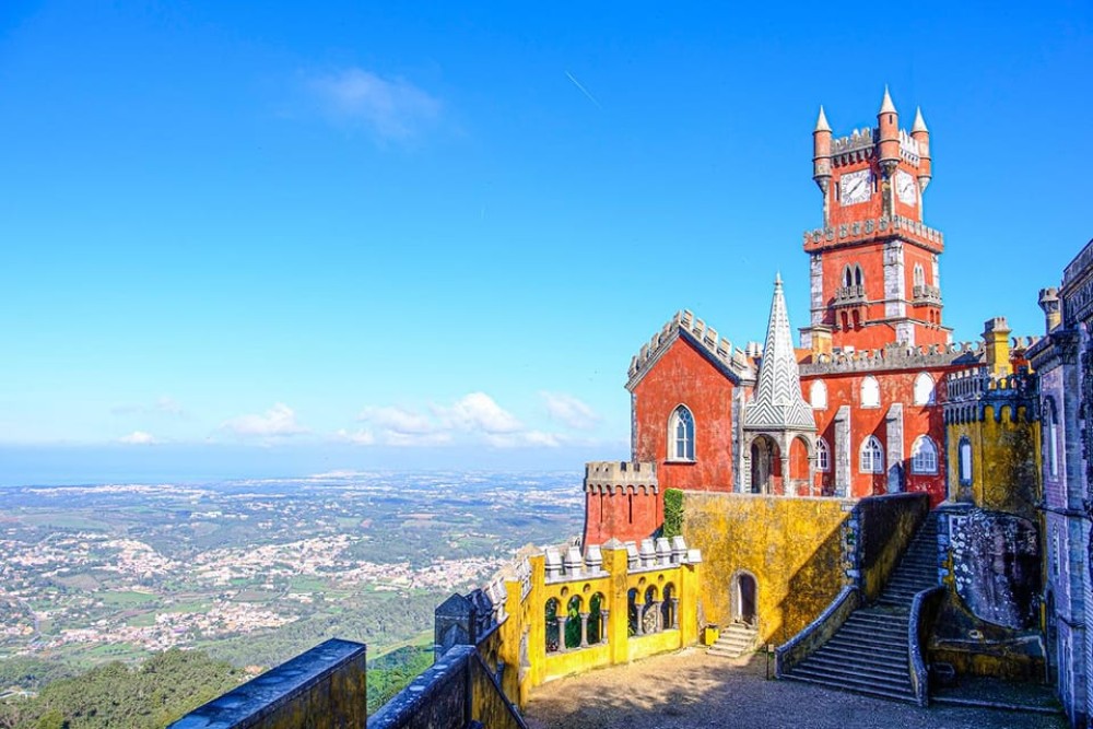 Lisbon: Pena Palace, Sintra, Cabo da Roca & Cascais Day Trip | ®ExcursionMania