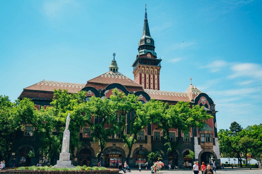 From Belgrade: Subotica and Palic Full-Day Trip with winery | ®ExcursionMania
