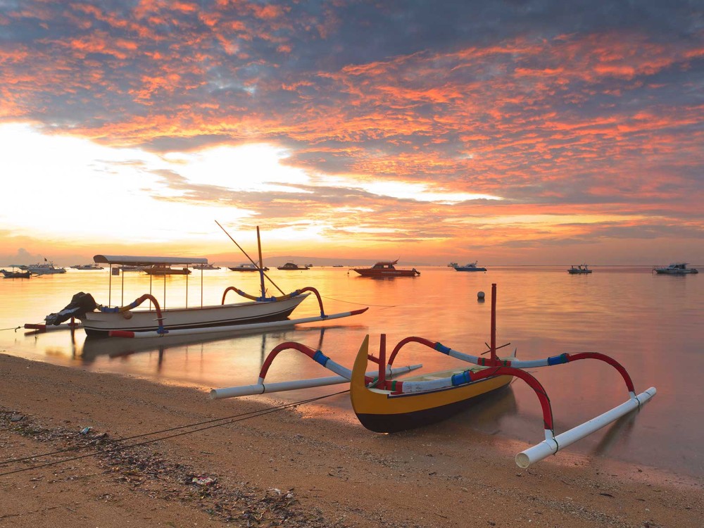 Bali: Lovina Sunset Tour With Snorkeling Experience | ®ExcursionMania