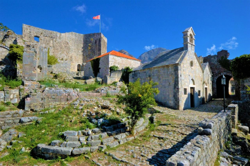 From Dubrovnik: Montenegro Day Trip with Boat Cruise | ®ExcursionMania