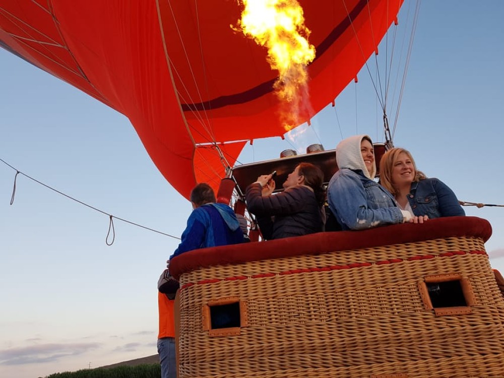 Marrakech: Hot Air Balloon Ride with Traditional Breakfast | ®ExcursionMania