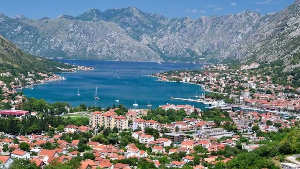 From Cavtat: Montenegro Day Tour | ®ExcursionMania