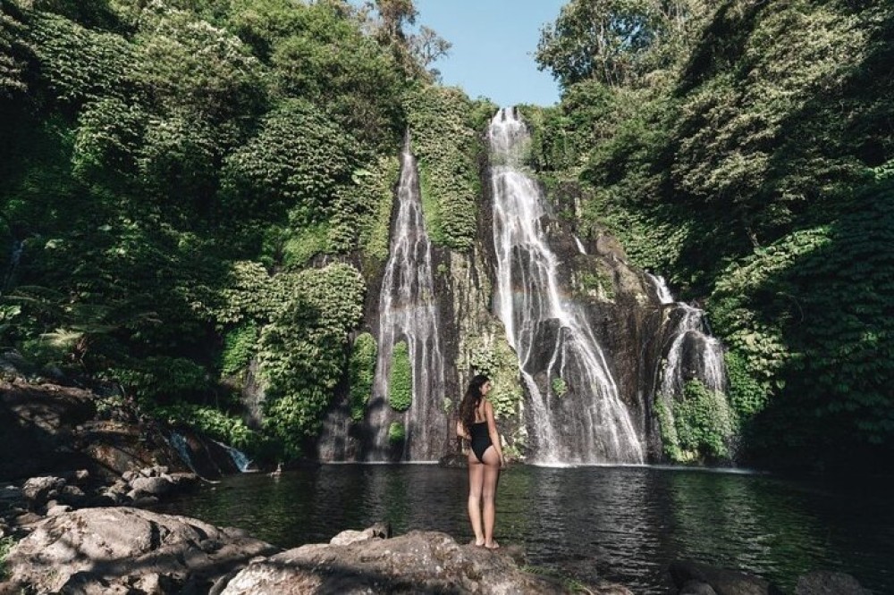 Best Bali Day Trip: Bratan Temple, Hidden Waterfall, Handara Gate | ®ExcursionMania