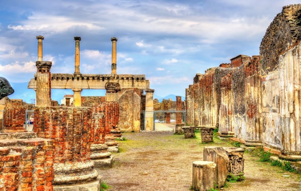 From Rome: Pompeii and Vesuvius Day Trip | ®ExcursionMania