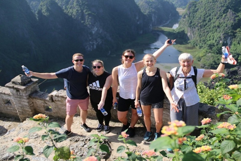 Bai Dinh Pagoda, Trang An Eco and Hang Mua Hiking Day Trip | ®ExcursionMania