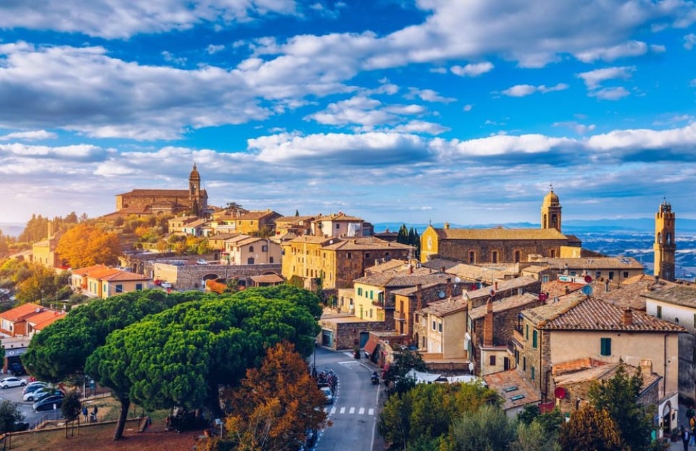 From Roma: Montepulciano and Montalcino, on the Wine Routes | ®ExcursionMania