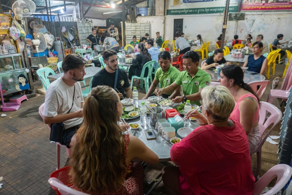 Phnom Penh Night Foodie Vespa Tour | ®ExcursionMania