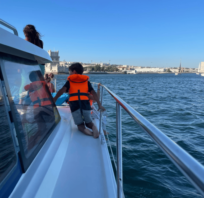 Lisbon: Private Luxury Catamaran Tour with Welcome Drink | ®ExcursionMania