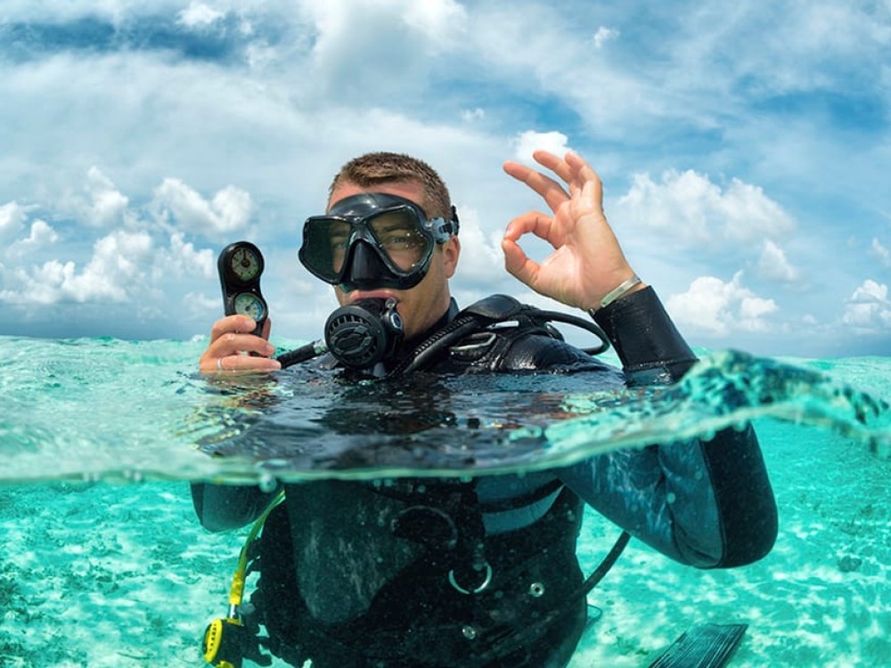 Antalya/Kemer: Scuba Diving with Hotel Transfer, Lunch, and 2  Dives | ®ExcursionMania