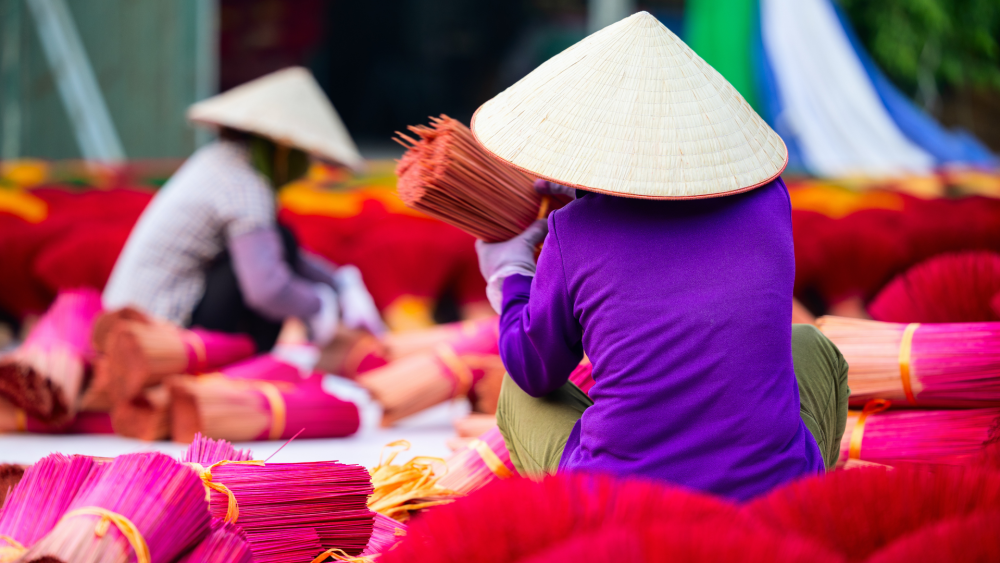Quang Phu Cau Incense Village Tours | ®ExcursionMania