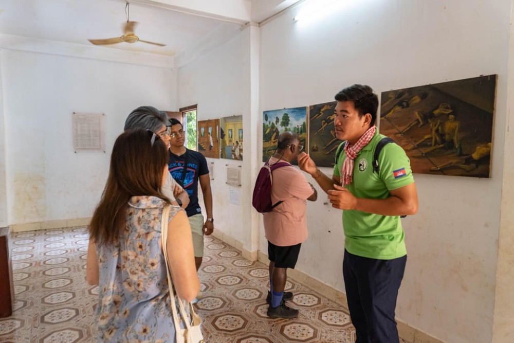 Siem Reap City Tour By Vespa | ®ExcursionMania