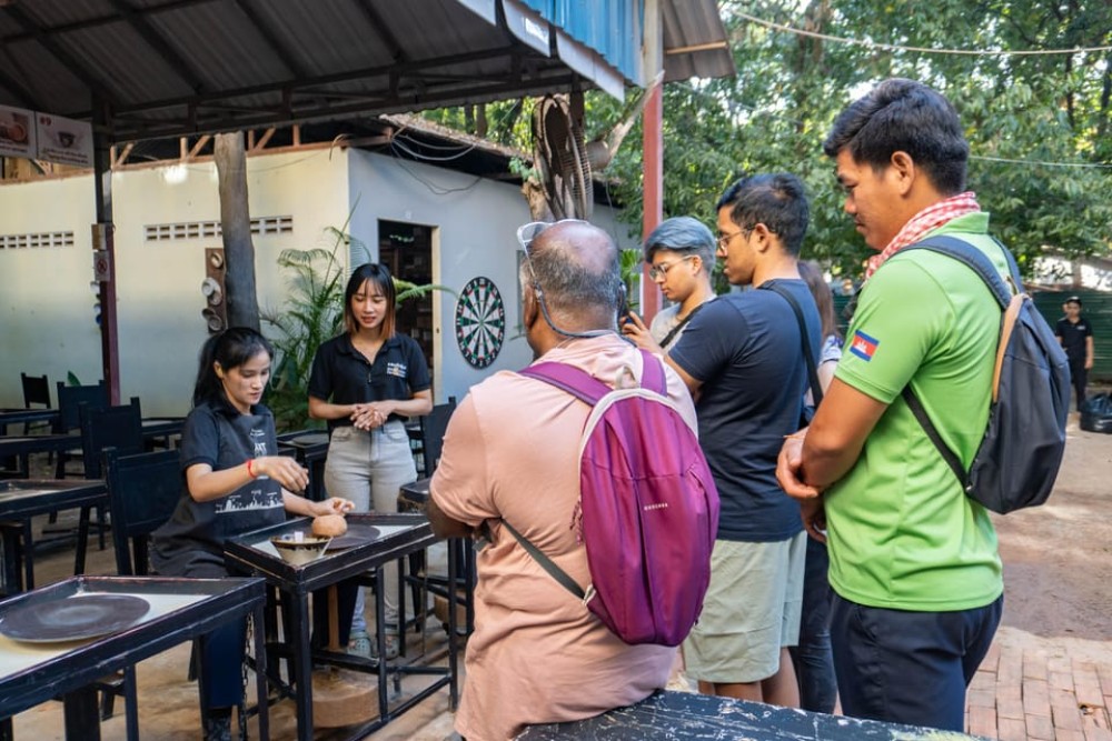 Siem Reap City Tour By Vespa | ®ExcursionMania