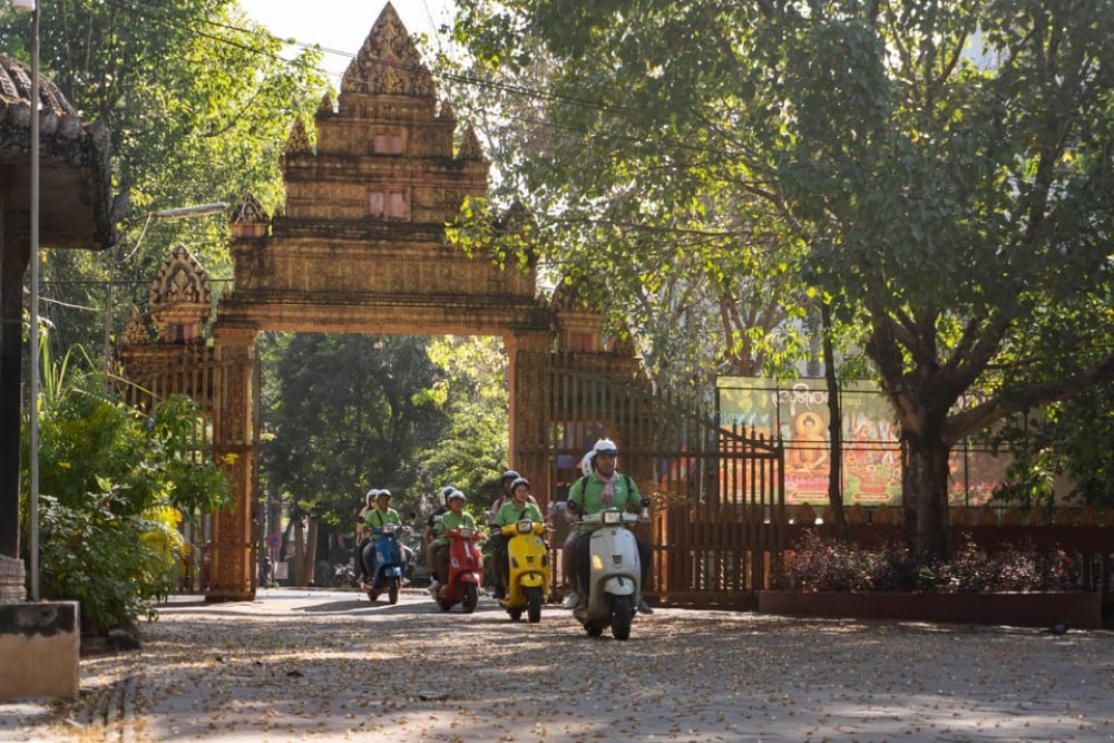 Siem Reap City Tour By Vespa | ®ExcursionMania