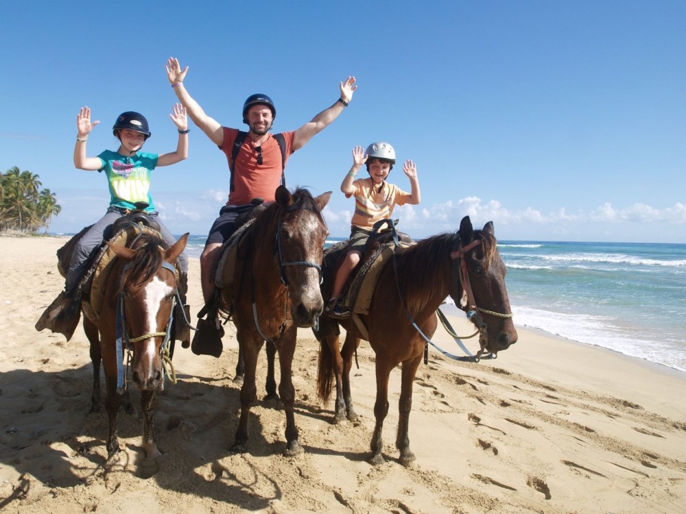 Kuza Cave, The Rock Restaurant, Spice Tour, Horseback Riding | ®ExcursionMania