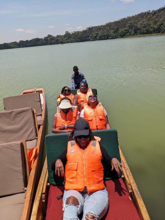 Arusha: Lake Duluti Canoeing, Nature Walk Guided Tour and Birding | ®ExcursionMania