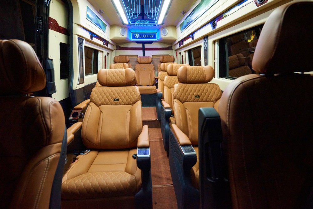 Sapa 2-Days Tour Fansipan Peak Conquer Limousine Transfer | ®ExcursionMania