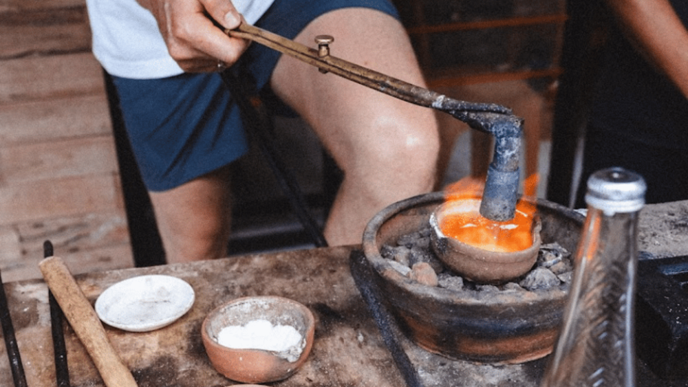 Ubud Center: Silver Class Experience with 7gr Hand Made | ®ExcursionMania