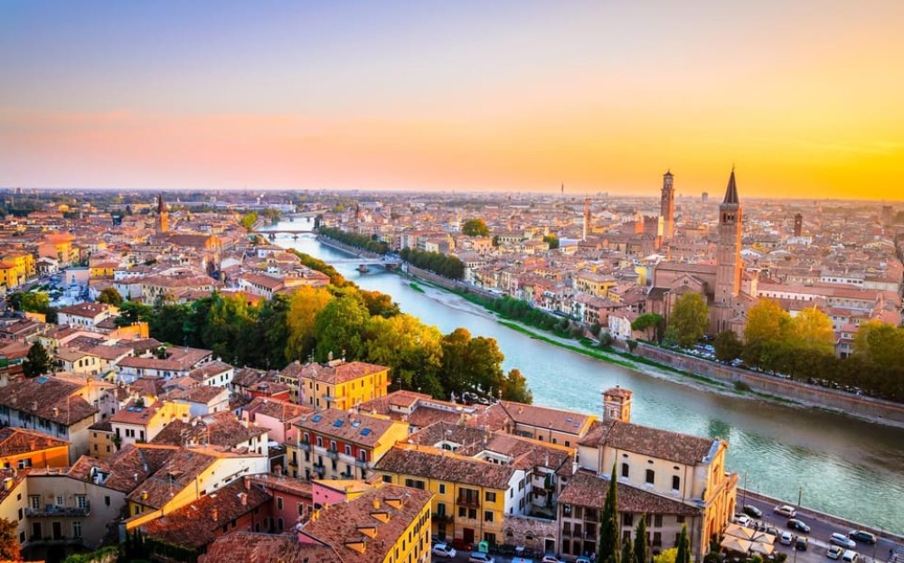 From Verona: Sirmione Boat Tour with Castle and Roman Villa | ®ExcursionMania