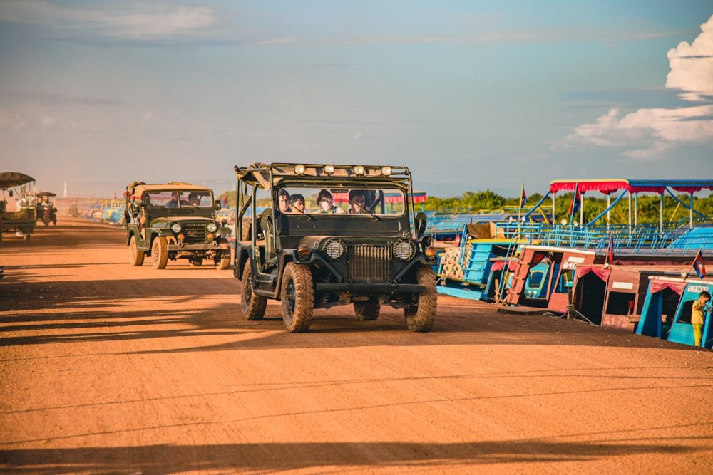 Siem Reap: Countryside Sunset Jeep Tour with Drinks | ®ExcursionMania