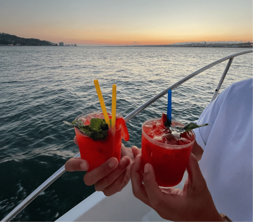 Lisbon: 6H Private Luxury Catamaran Tour with Dives | ®ExcursionMania