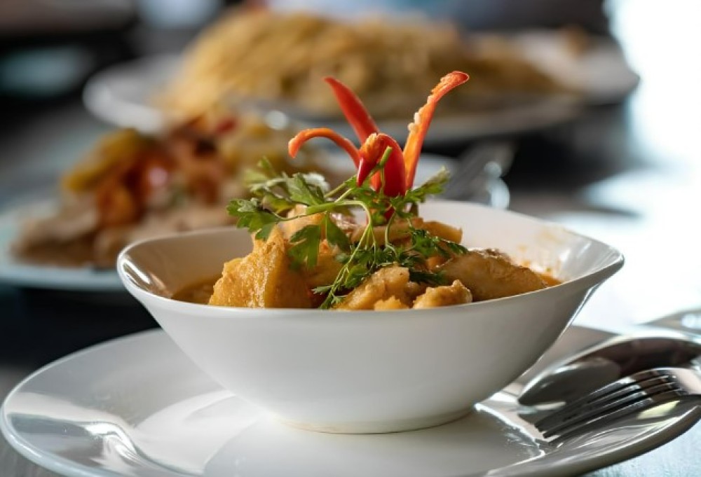 Silk Island Full-Day Vespa Tour Include Lunch at Local house | ®ExcursionMania