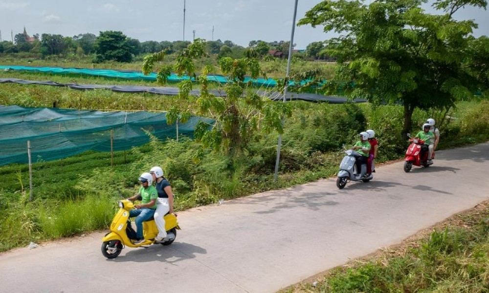 Silk Island Full-Day Vespa Tour Include Lunch at Local house | ®ExcursionMania