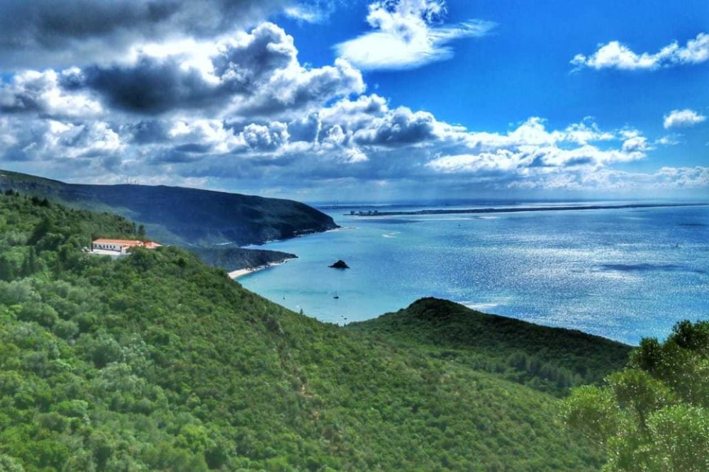Lisbon: Full-Day Arrabida Kayak Tour with Picnic | ®ExcursionMania