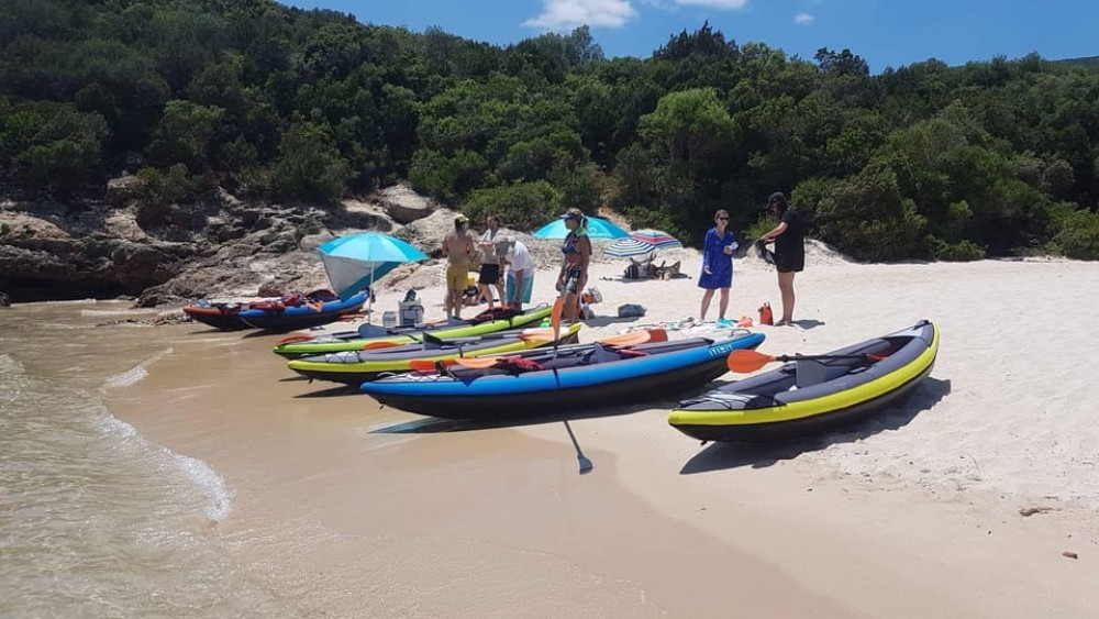 Lisbon: Full-Day Arrabida Kayak Tour with Picnic | ®ExcursionMania