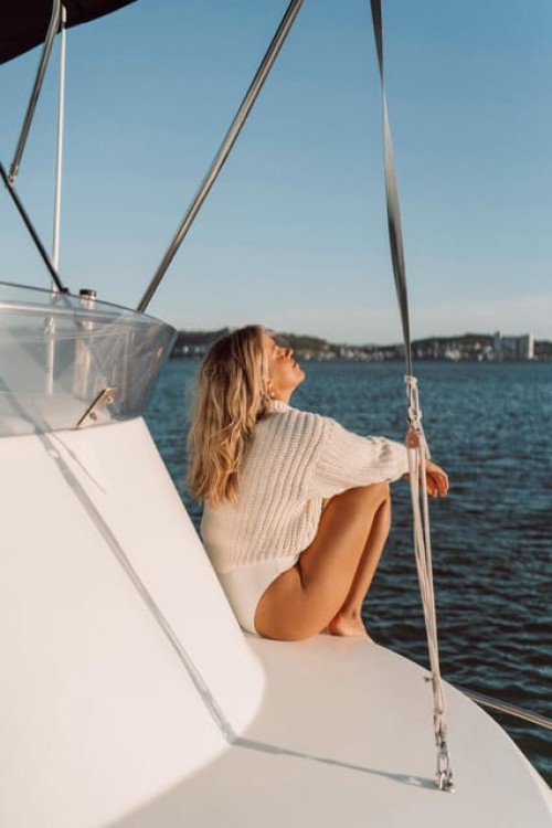 Lisbon: Sunset and Wine Catamaran Tour | ®ExcursionMania