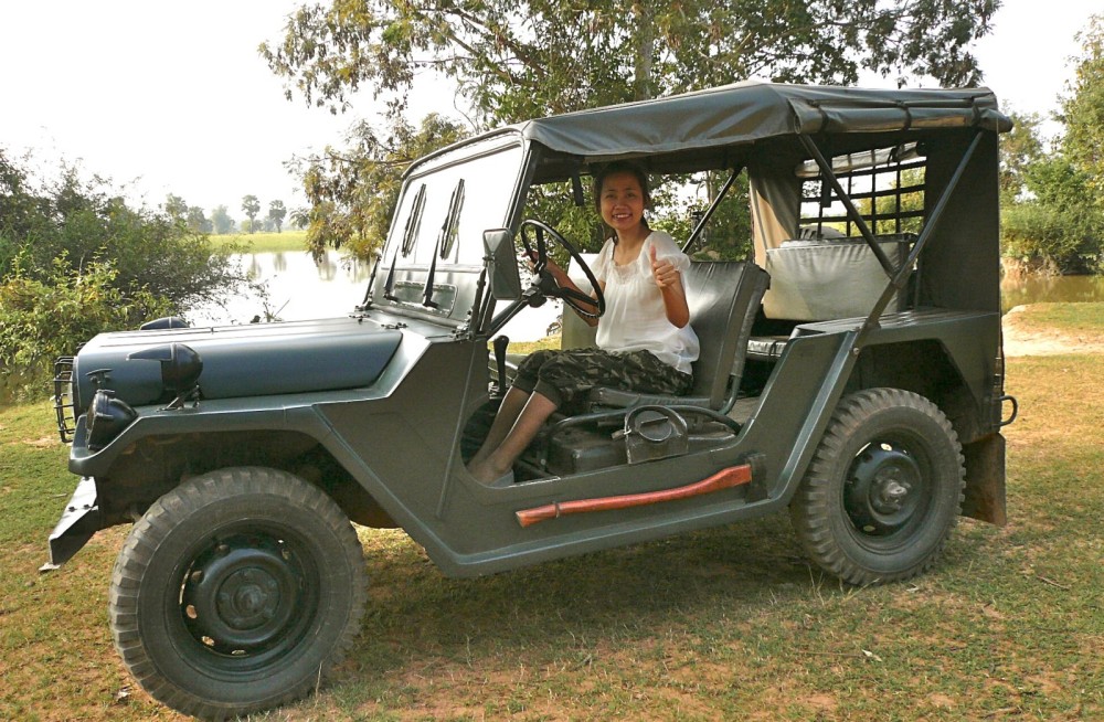 Angkor Wat: Guided Jeep Tour Inclusive lunch at local house | ®ExcursionMania