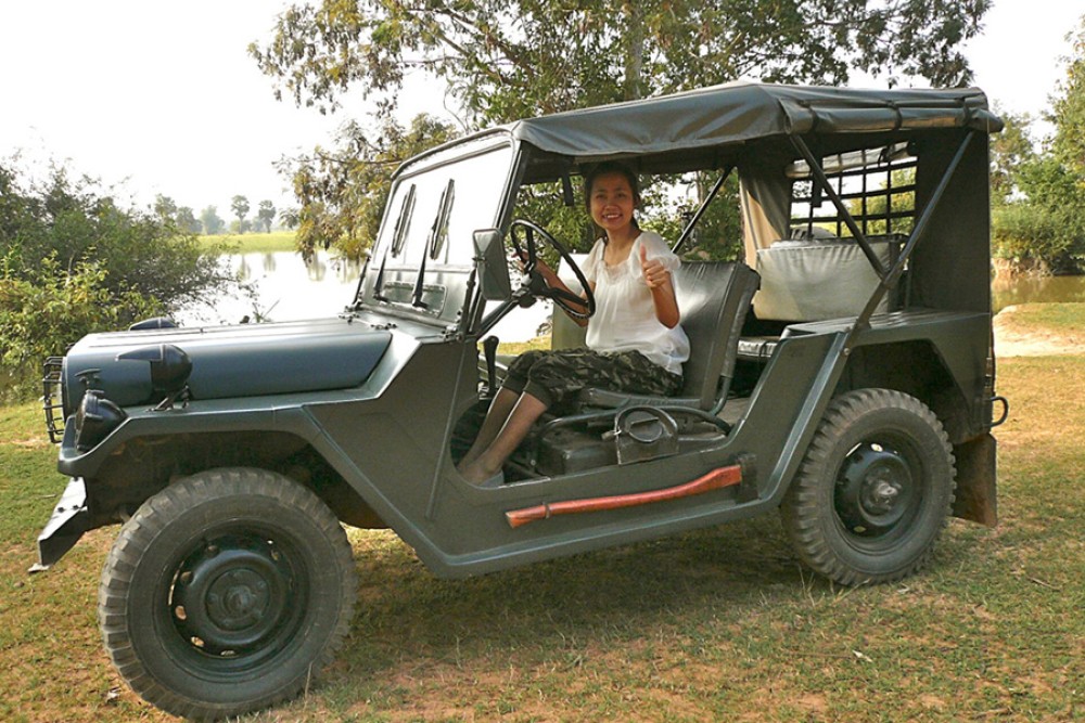Siem Reap: Angkor Sunset Tour by Jeep with Boat Ride | ®ExcursionMania