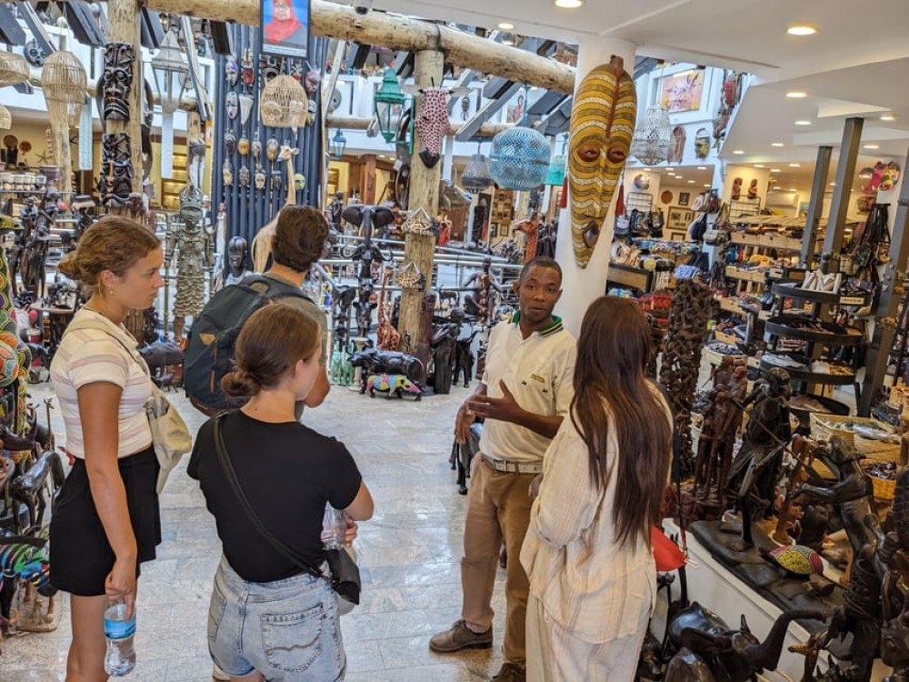 Arusha Guided Walking City Tour Small Group in the City | ®ExcursionMania