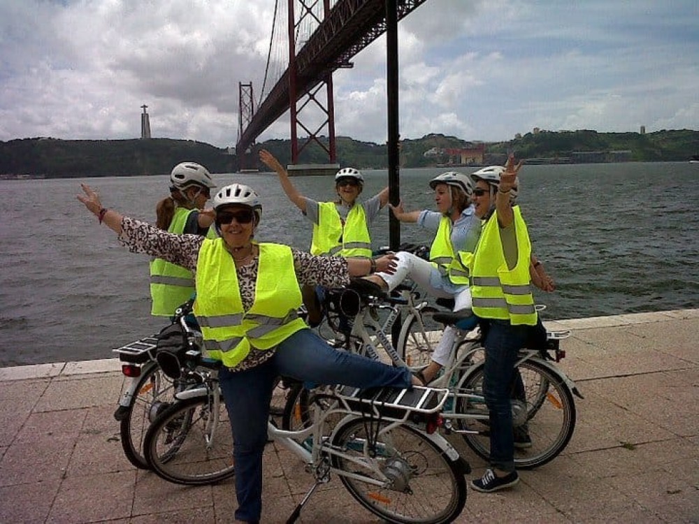 Lisbon: Go Tejo 3-Hour Electric Bike Tour | ®ExcursionMania