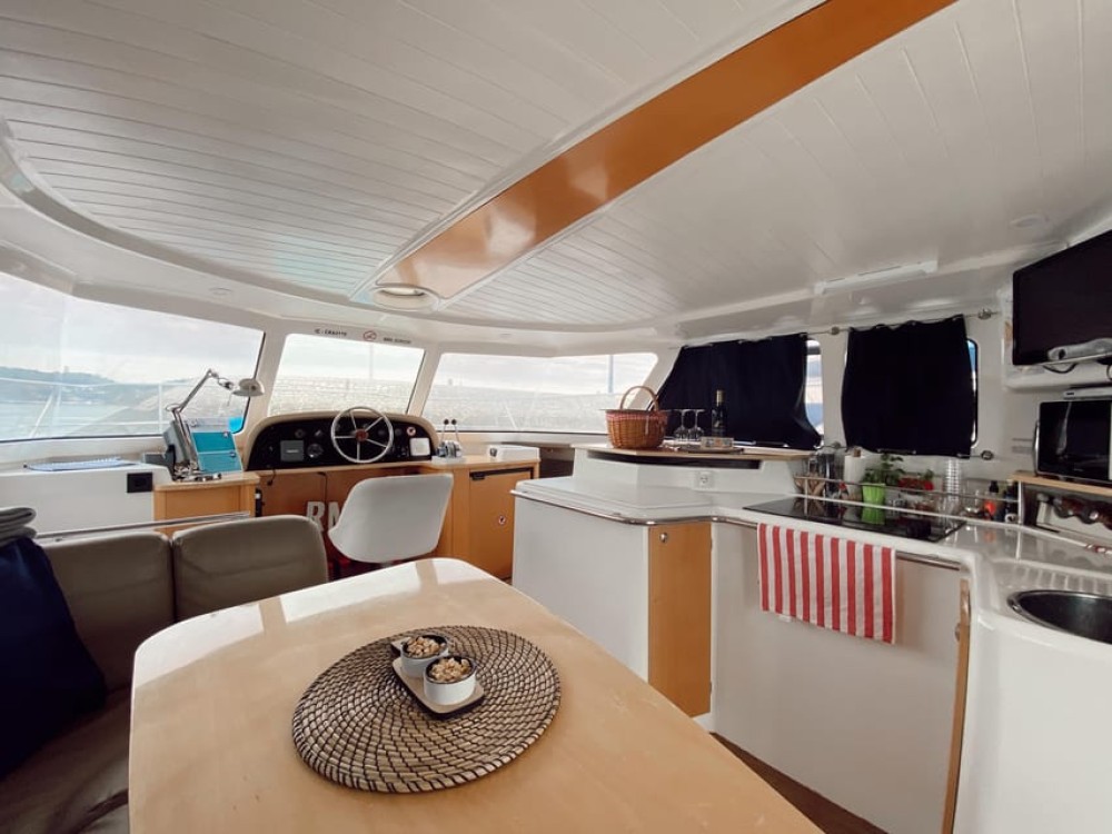 Lisbon: 3H Private Luxury Catamaran Tour with Swimming | ®ExcursionMania