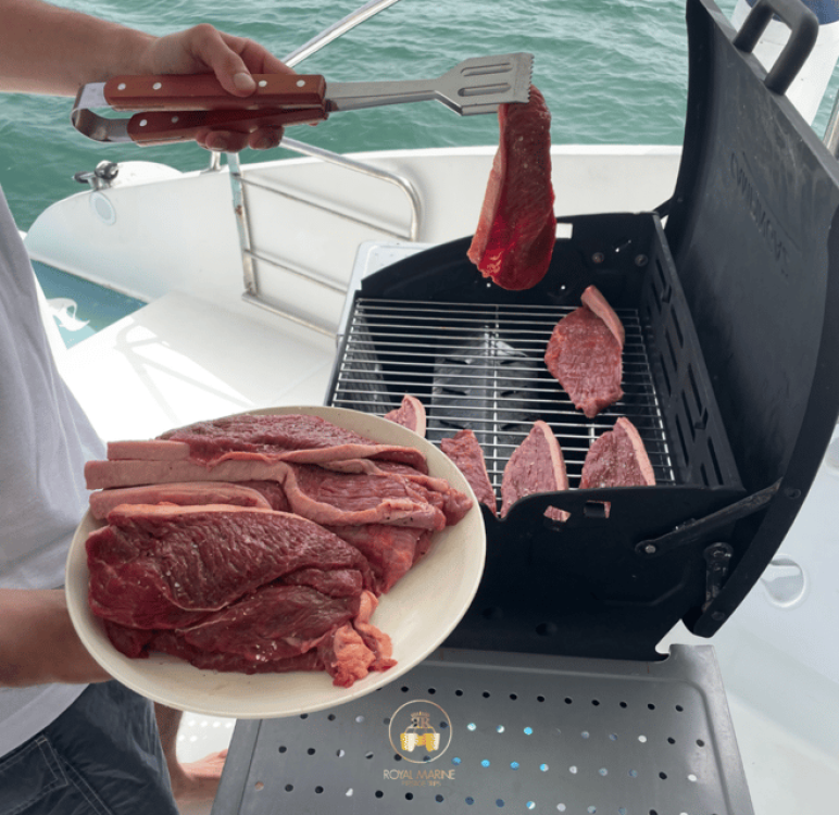 Lisbon: 3H Private Luxury Catamaran Tour with Swimming | ®ExcursionMania