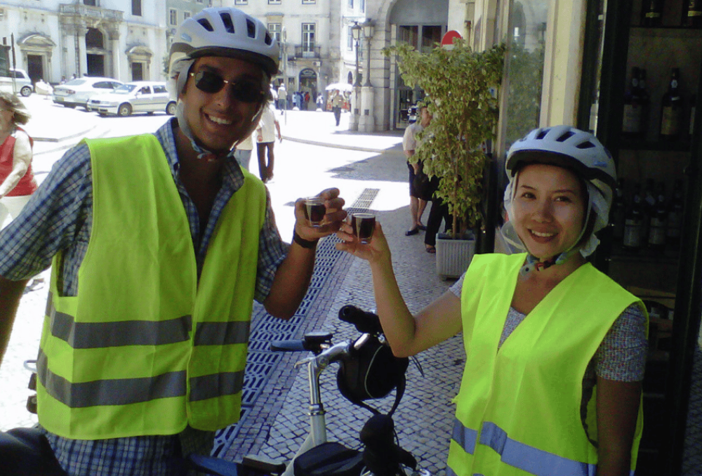 Lisbon: Go Taste Electric Bike Tour | ®ExcursionMania
