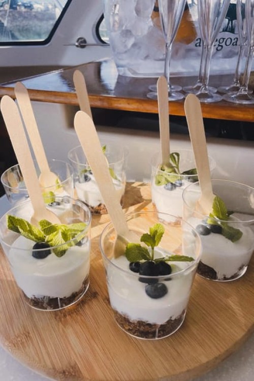 Lisbon: Brunch on Board a Beautifull Catamaran Private | ®ExcursionMania