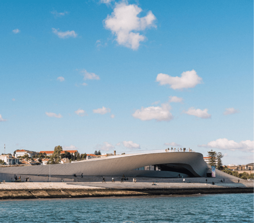 Lisbon: Brunch on Board a Beautifull Catamaran Private | ®ExcursionMania