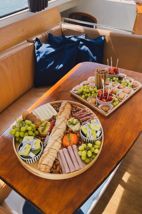 Lisbon: Brunch on Board a Beautifull Catamaran Private | ®ExcursionMania