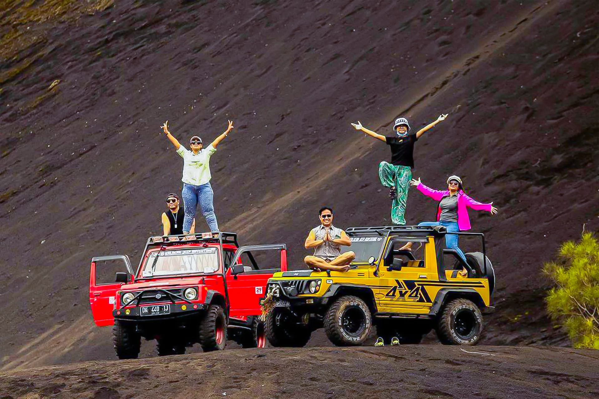 Mount Batur Jeep Tour | ®ExcursionMania
