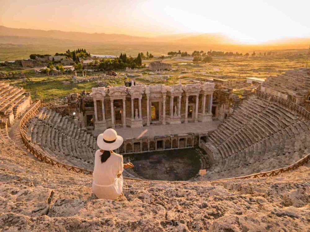 Antalya/Kemer Full-Day Pamukkale & Hierapolis Tour | ®ExcursionMania